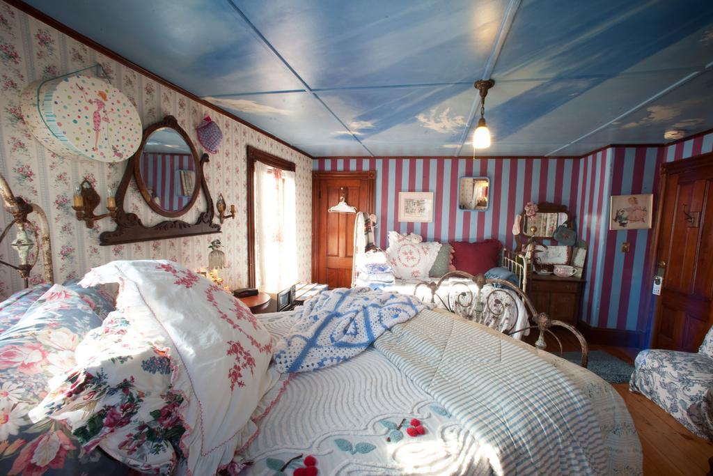 Enchanted Nights Bed & Bath Kittery Zimmer foto