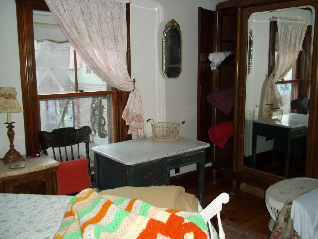 Enchanted Nights Bed & Bath Kittery Zimmer foto